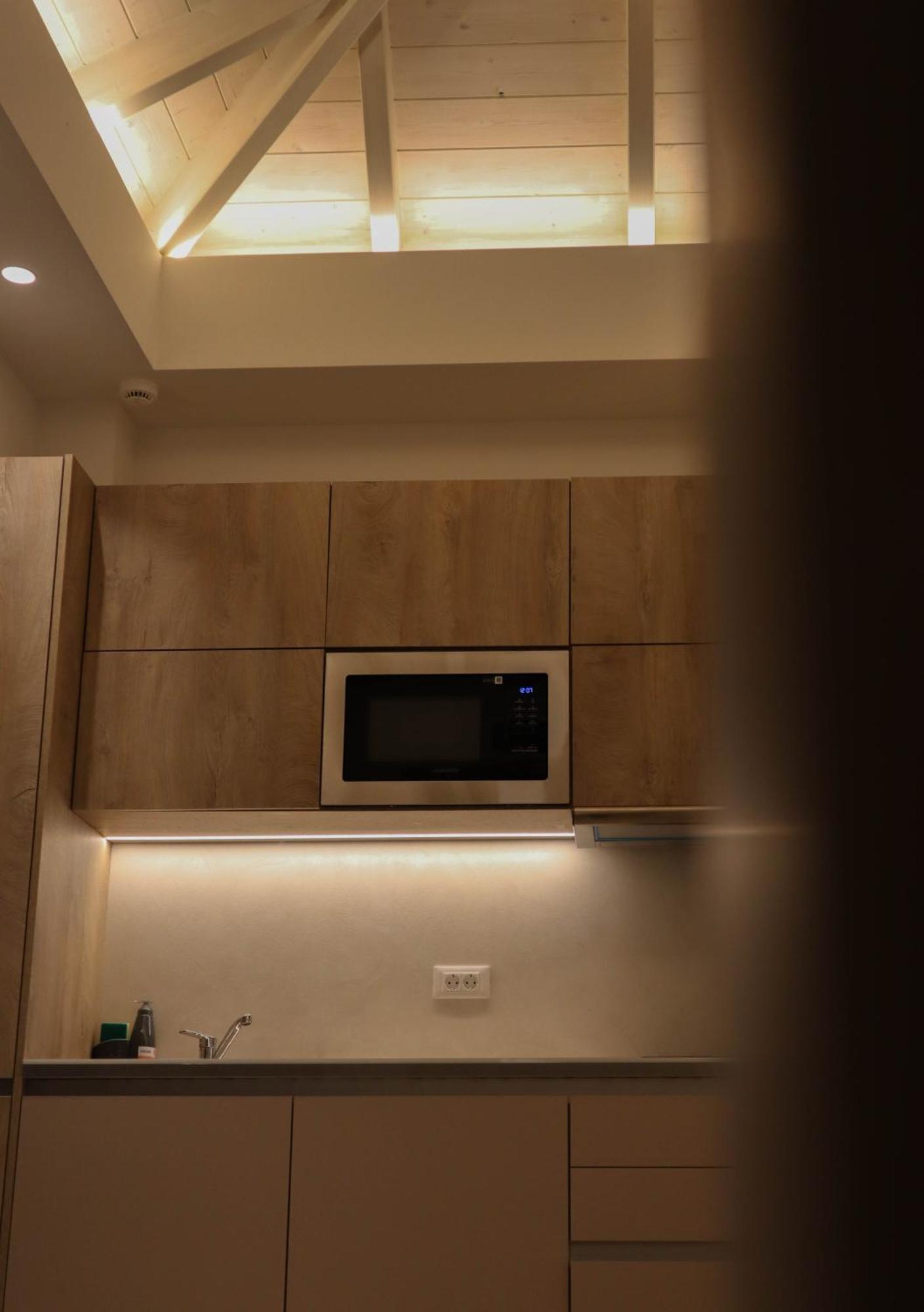 Almyres Luxurious Residences มิลอย ภายนอก รูปภาพ