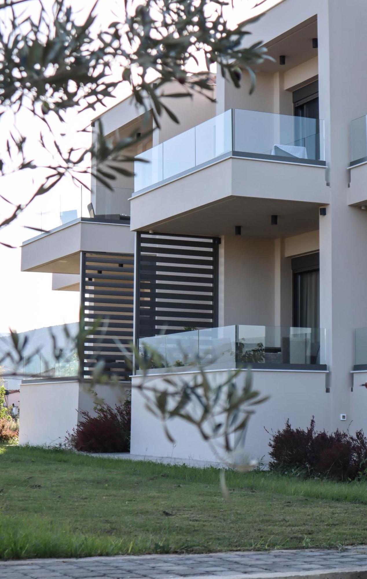 Almyres Luxurious Residences มิลอย ภายนอก รูปภาพ